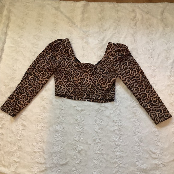 ZARA ANIMAL PRINT CROP TOP - Picture 2 of 5